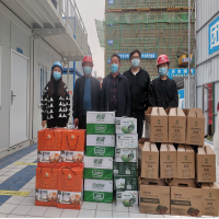 我公司領導深入施工一線慰問徐州市病毒檢測中心項目建設者